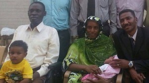 Meriam s rodinou se zřejmě konečně dostanou ze Súdánu